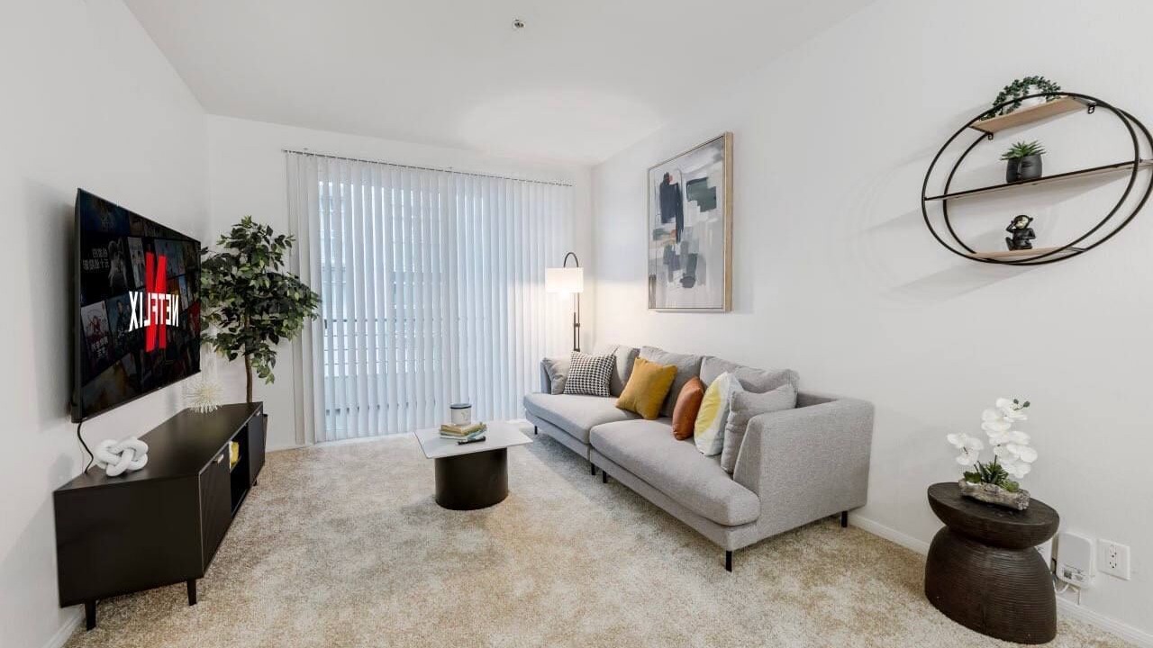 Photo of Livingroom in Del Rey
