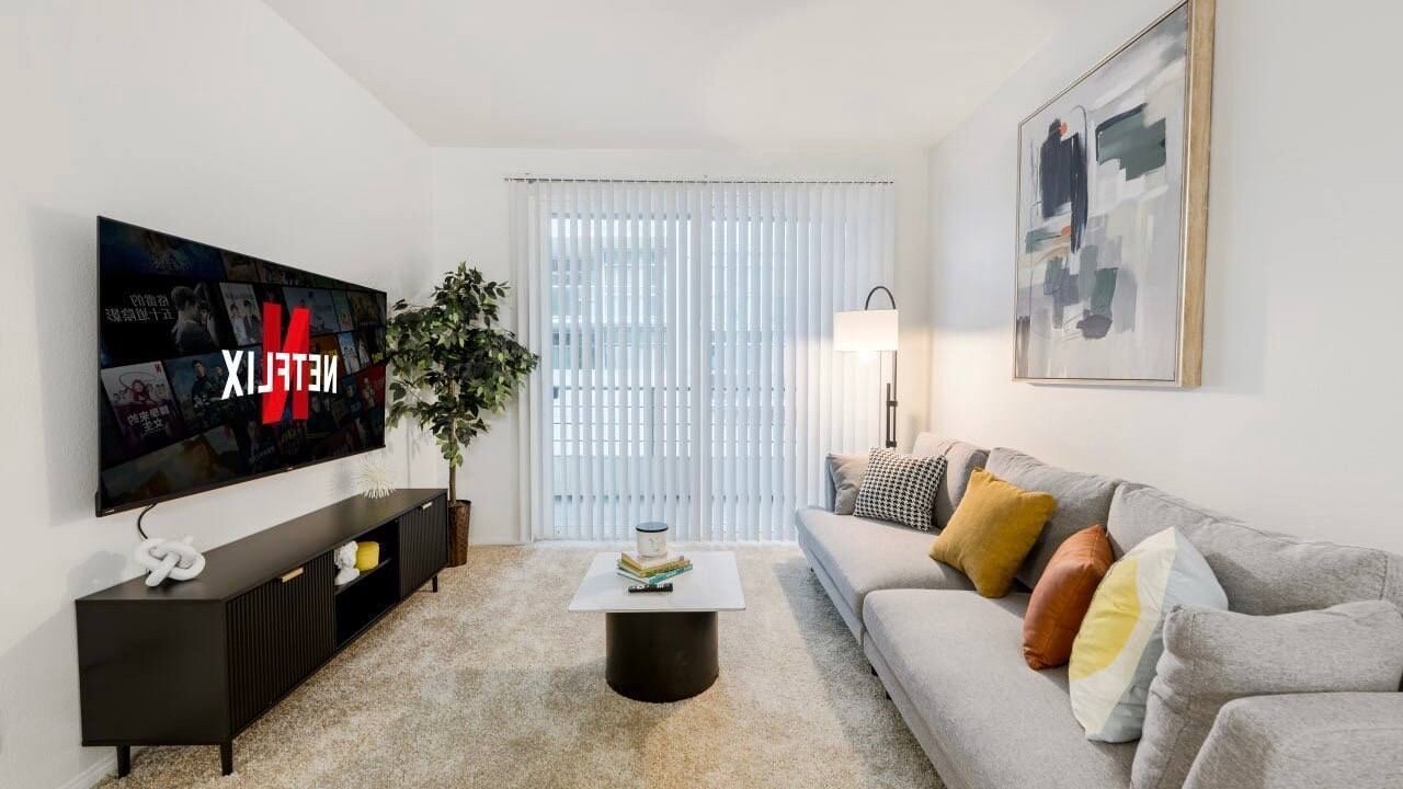 Photo of Livingroom in Del Rey