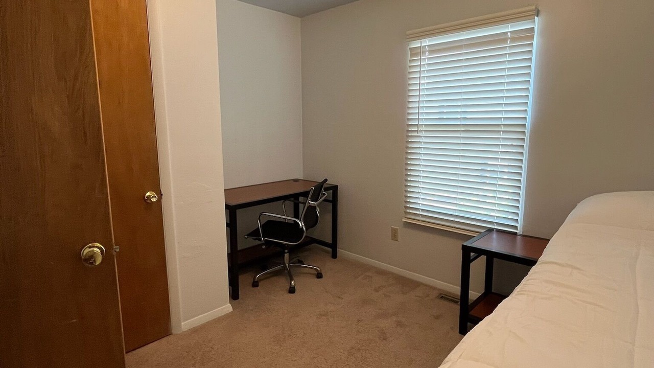 Photo of Bedroom in Blacksburg
