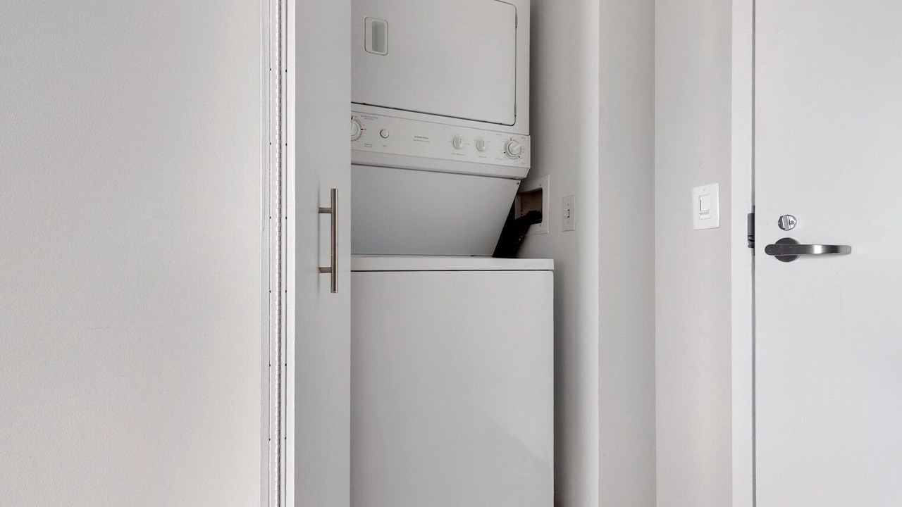 Photo of Others in West Loop Gate