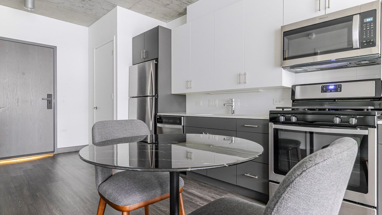 Photo of Kitchen in Downtown Chicago