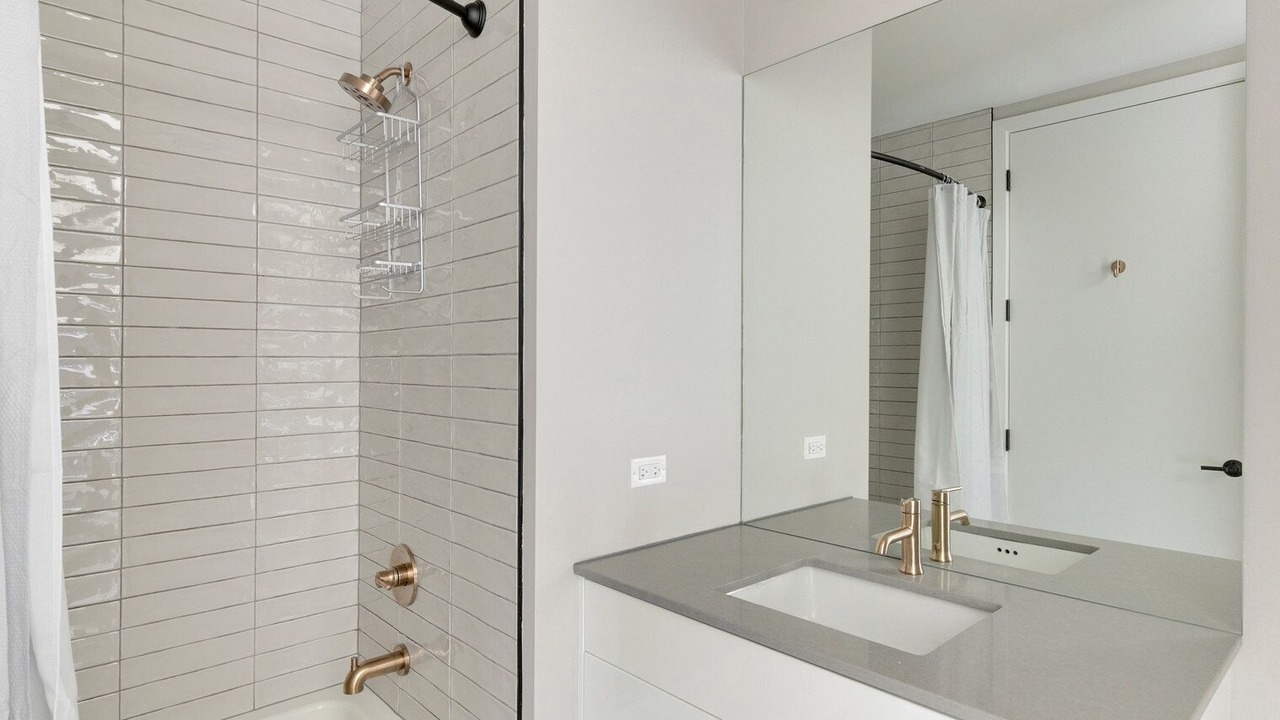 Photo of Bathroom in Near West Side