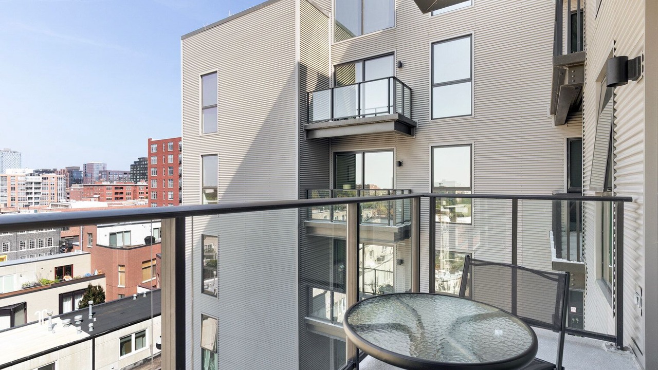 Photo of Outdoor in Near West Side