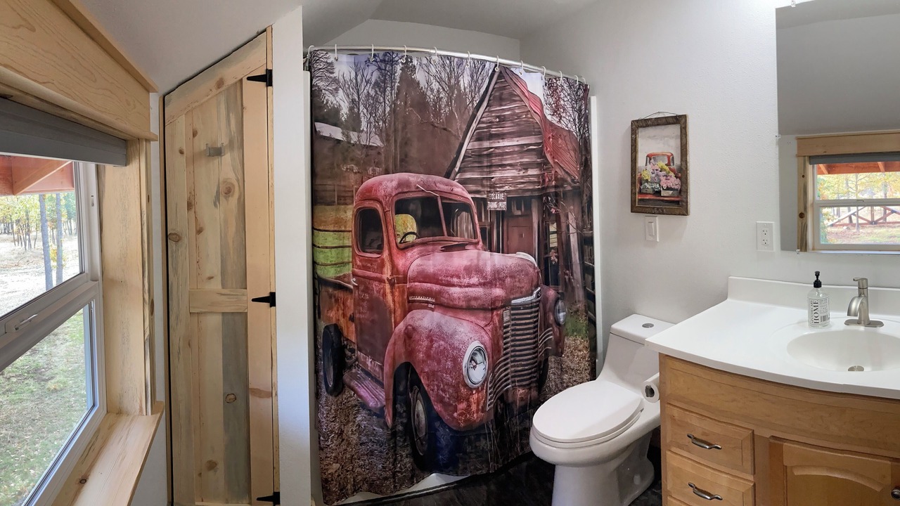 Photo of Bathroom in Goldendale