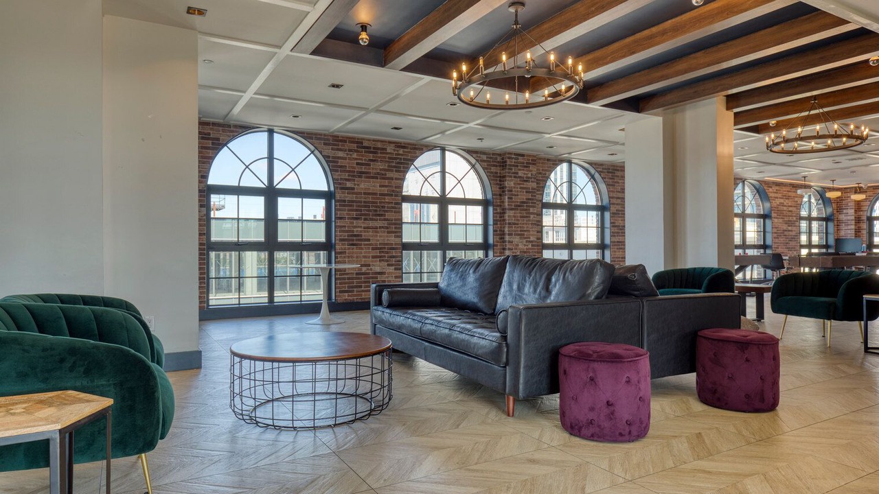 Photo of Others in Williamsburg