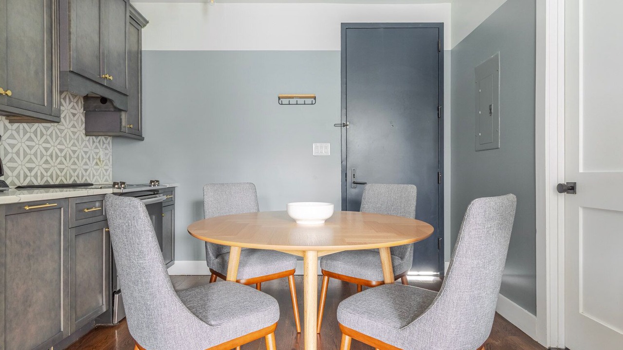 Photo of Others in Williamsburg