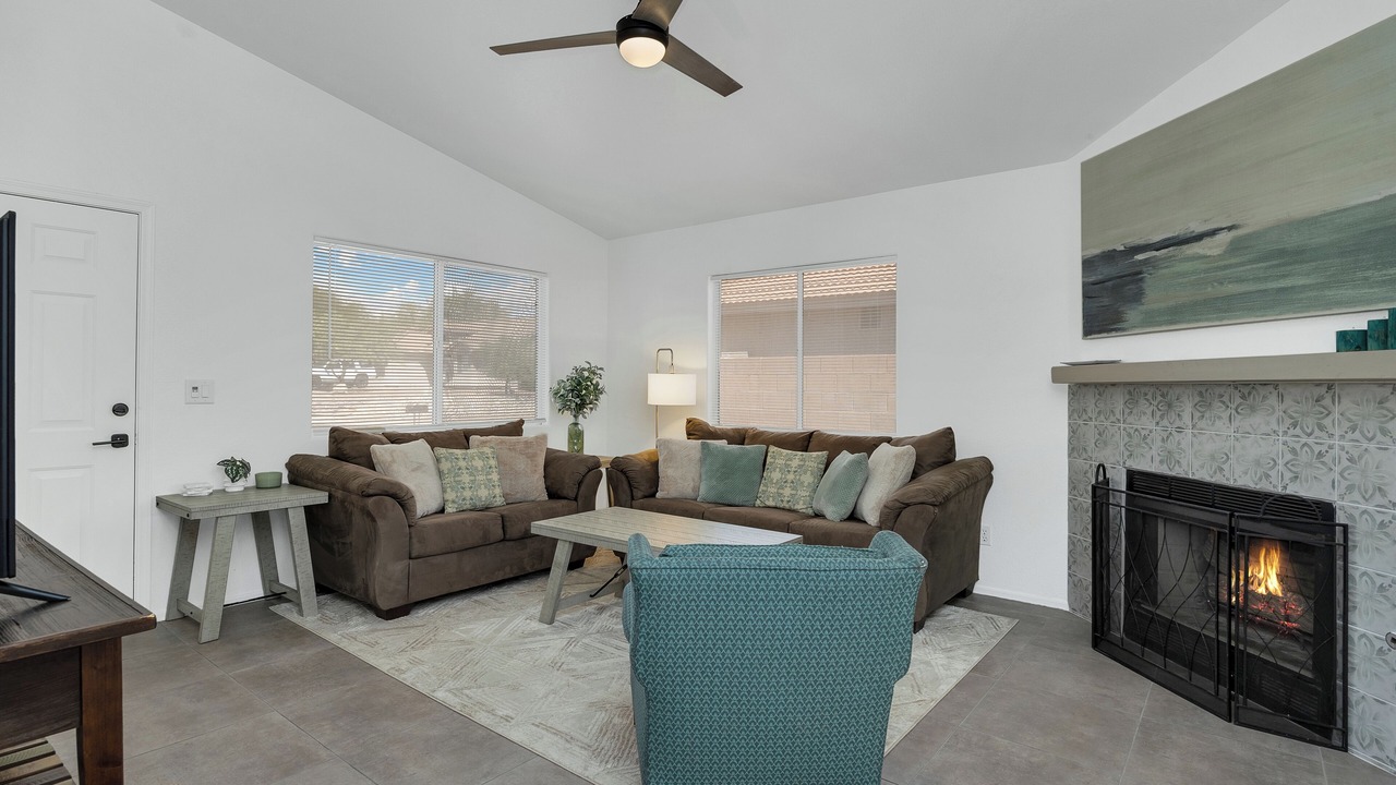 Photo of Livingroom in Dove Mountain