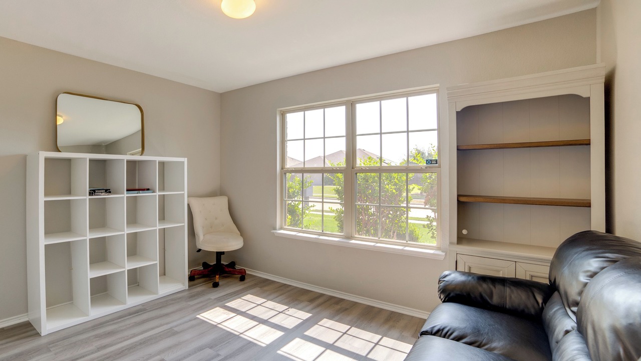 Photo of Bedroom in Seagoville