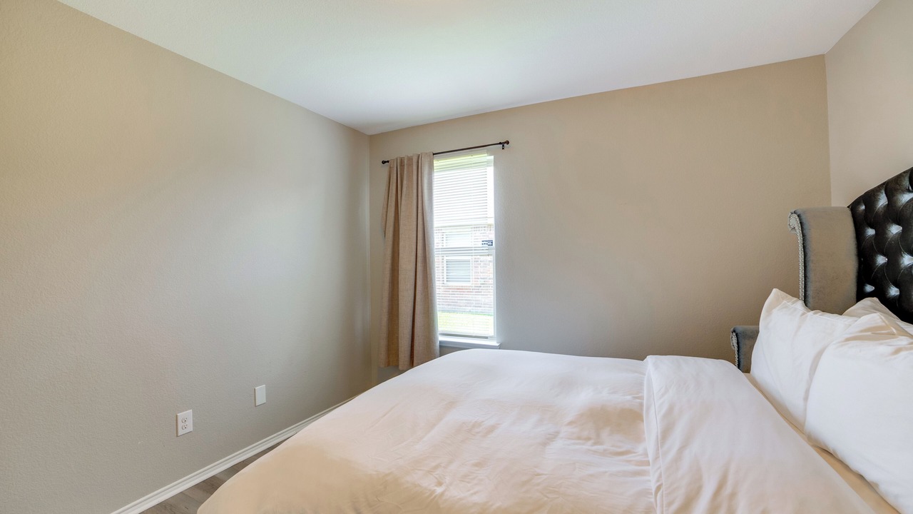 Photo of Bedroom in Seagoville