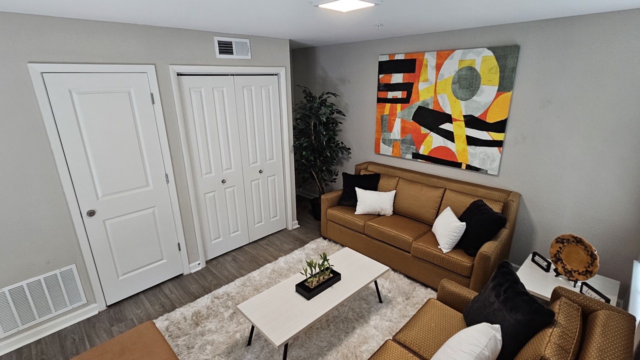Photo of Livingroom in Peachtree Corners