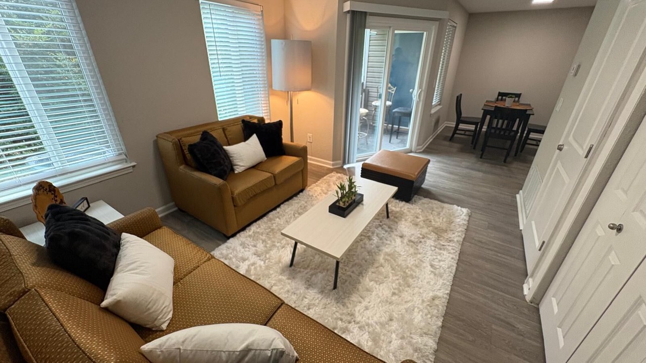 Photo of Livingroom in Peachtree Corners