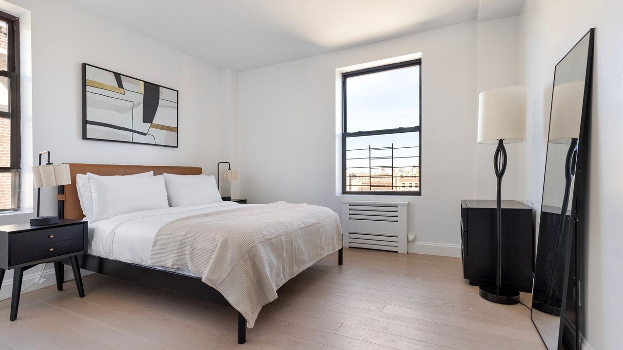 Photo of Bedroom in Bloomingdale