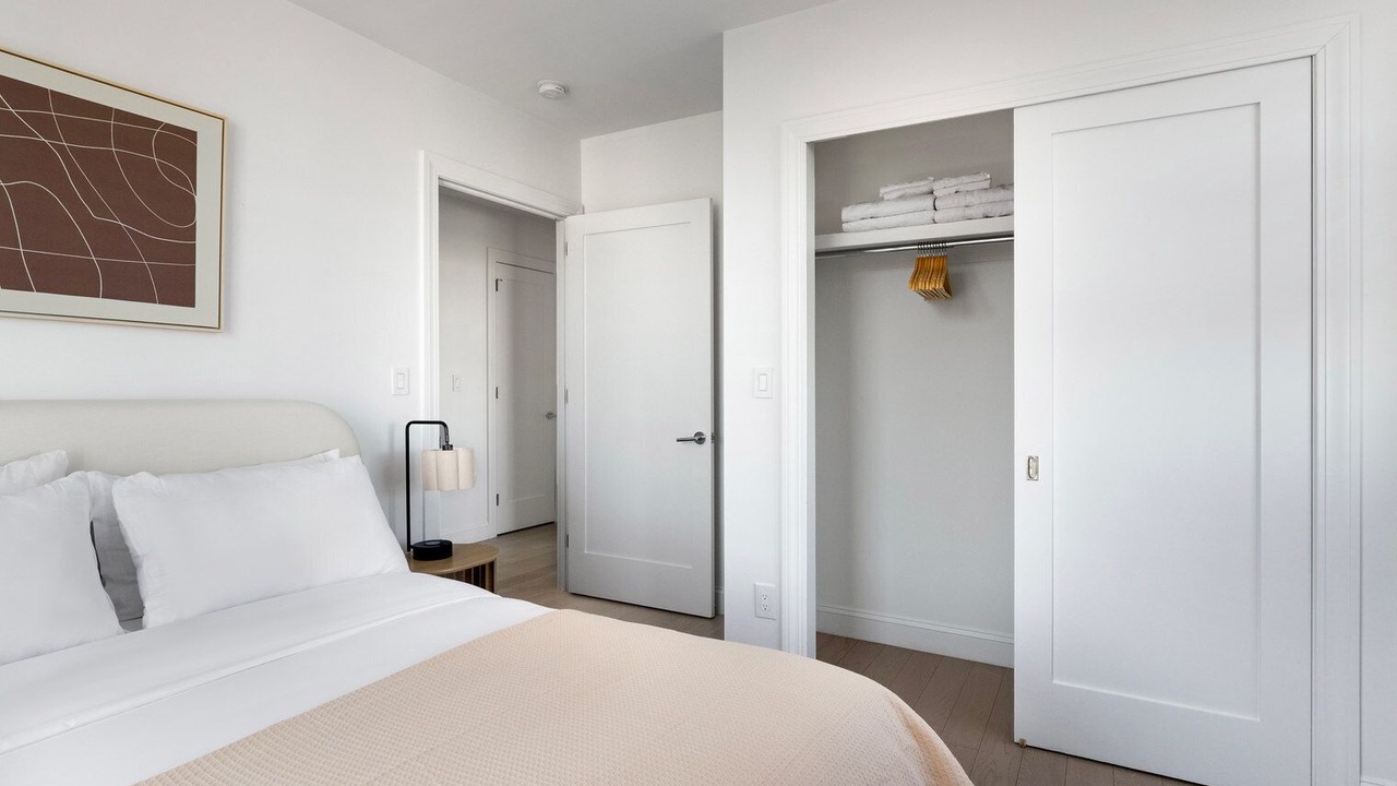 Photo of Bedroom in Bloomingdale