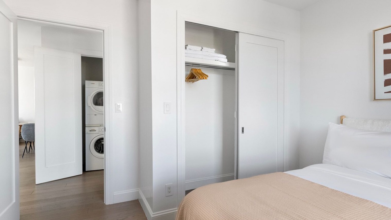 Photo of Bedroom in Bloomingdale