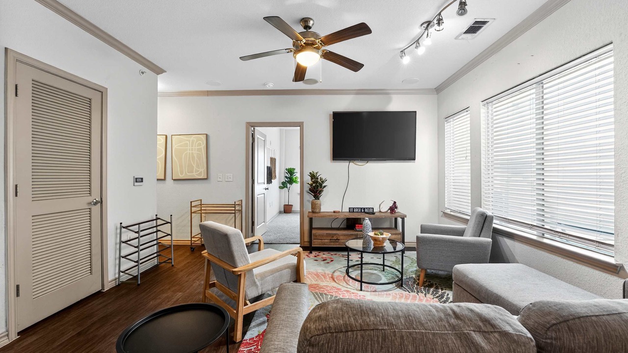 Photo of Livingroom in West Campus