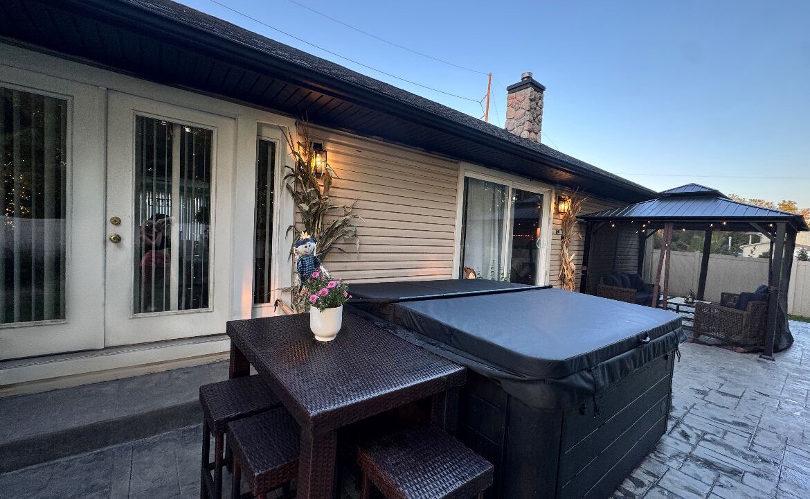Photo of Outdoor in Belleville