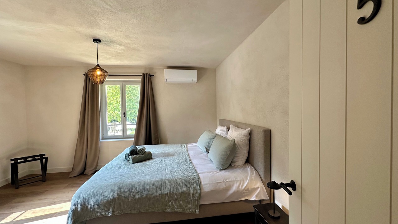 Photo of Others in Lachalade