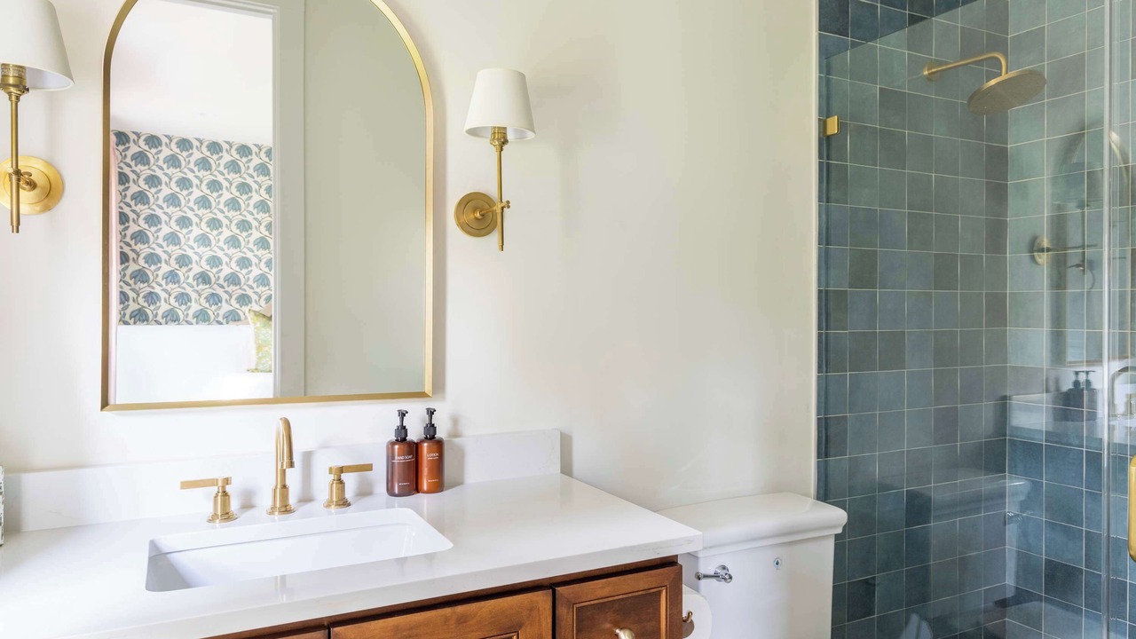 Photo of Bathroom in Round Top