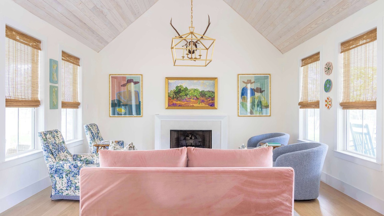 Photo of Livingroom in Round Top