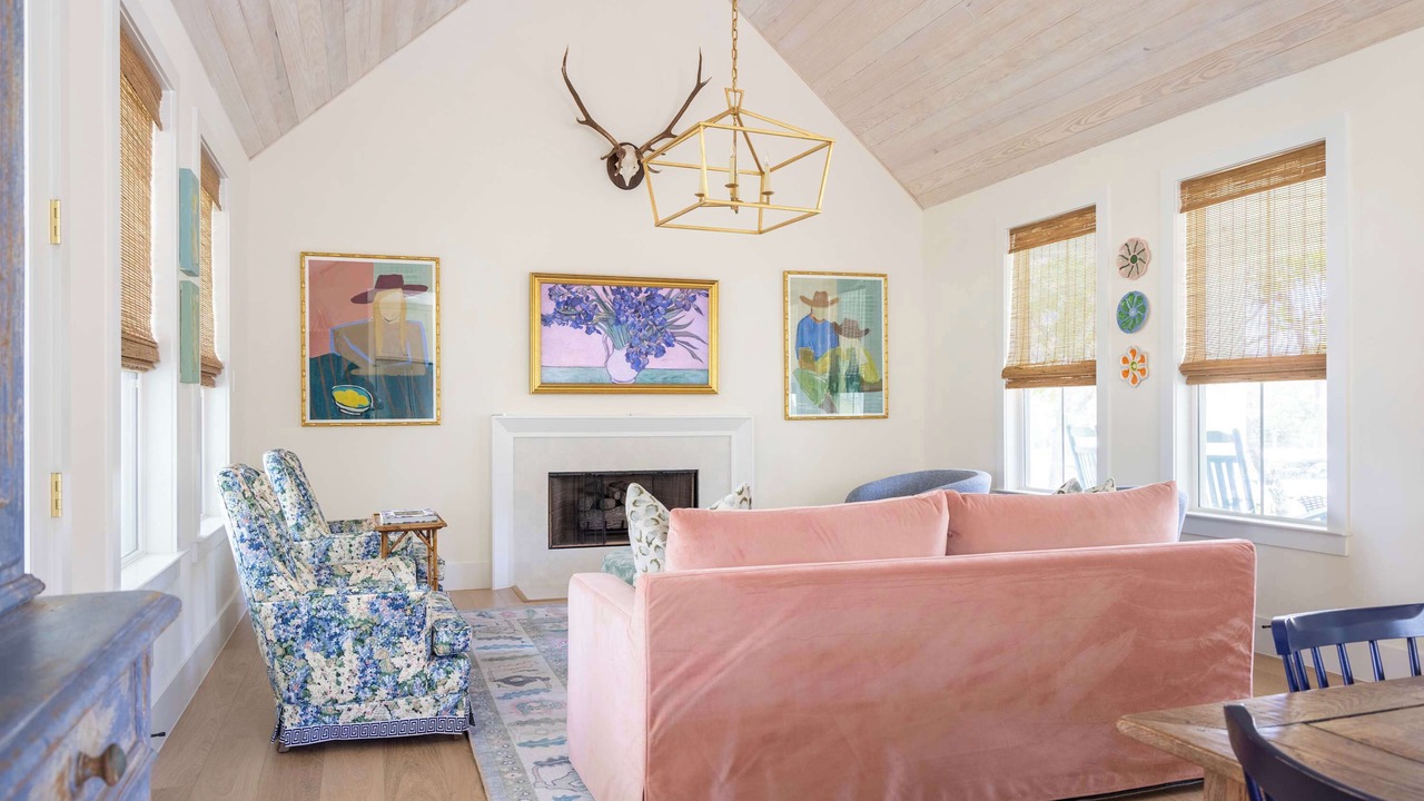 Photo of Livingroom in Round Top