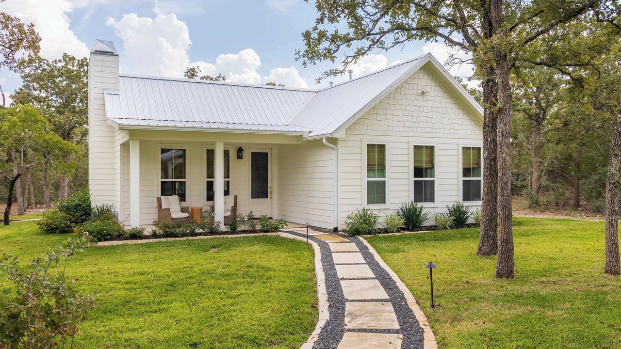 Photo of Outdoor in Round Top