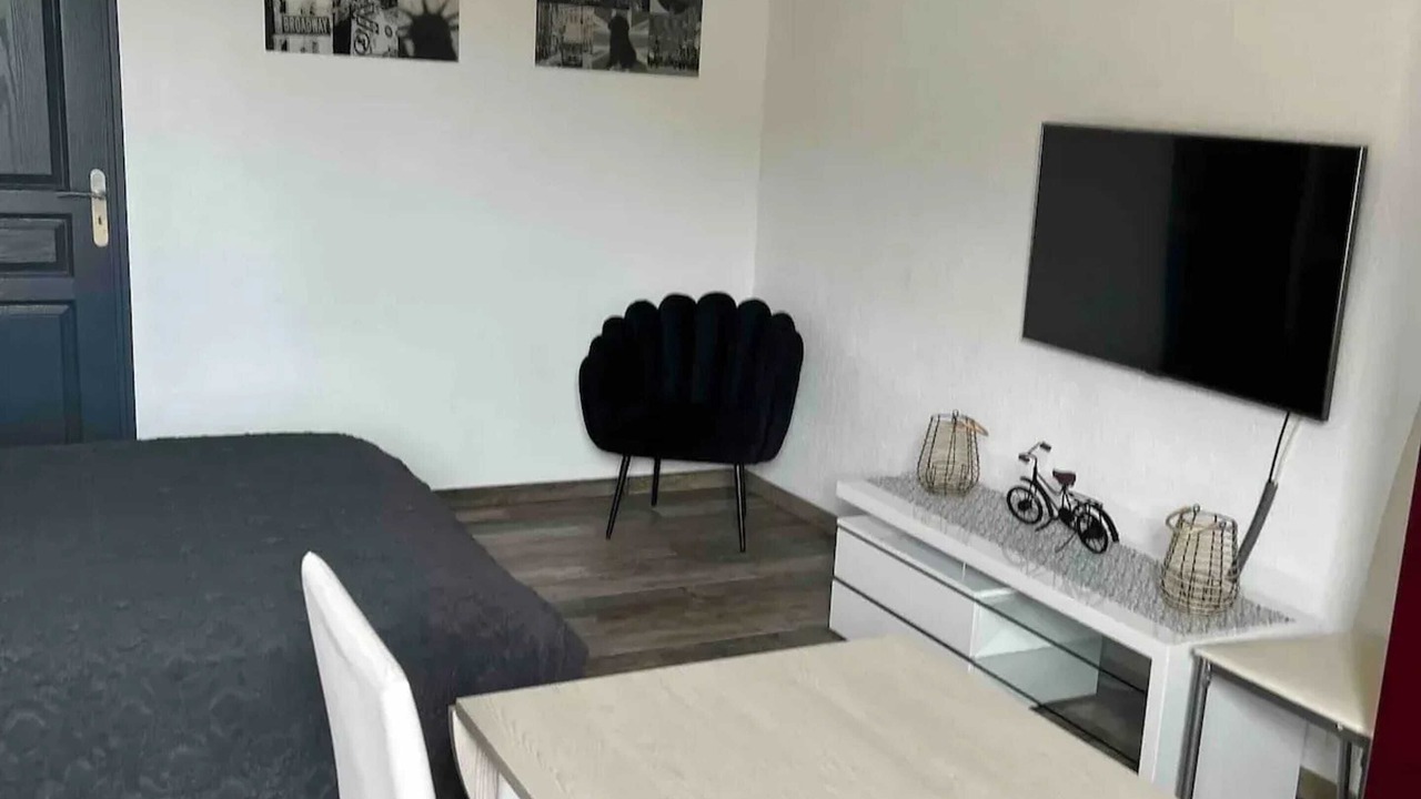 Photo of Bedroom in Sancheville