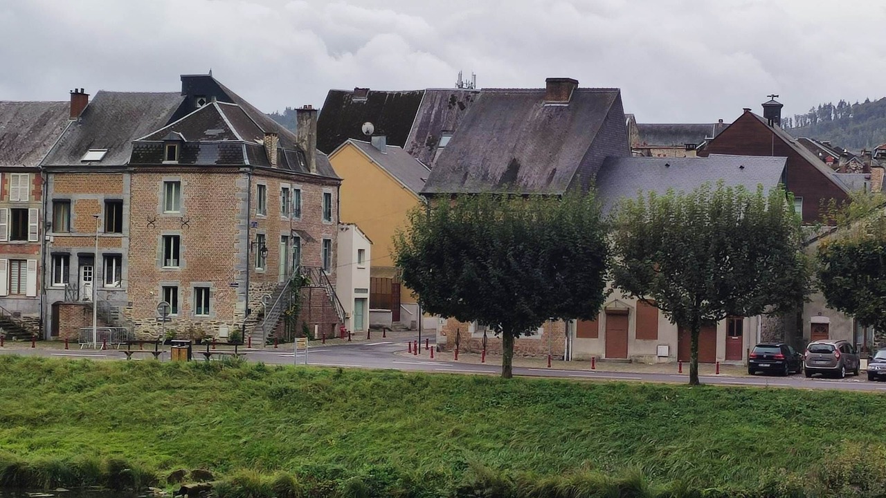 Photo of Others in Revin