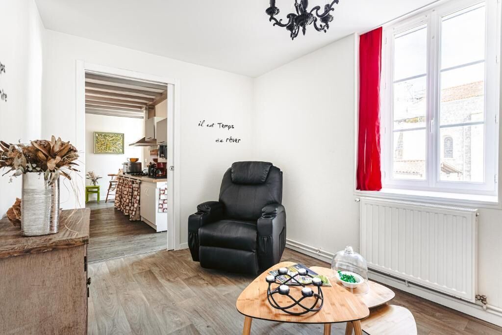 Photo of Others in Saint-Hilaire-des-Loges