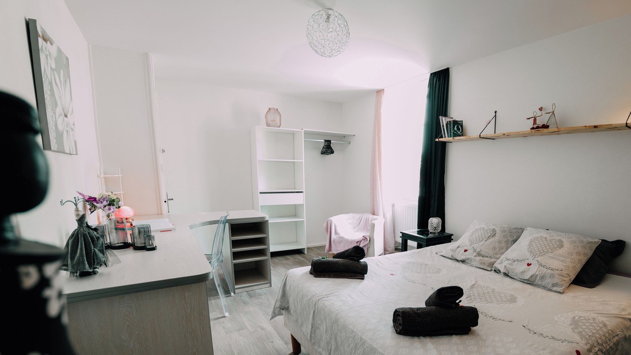 Photo of Bedroom in Saint-Hilaire-des-Loges
