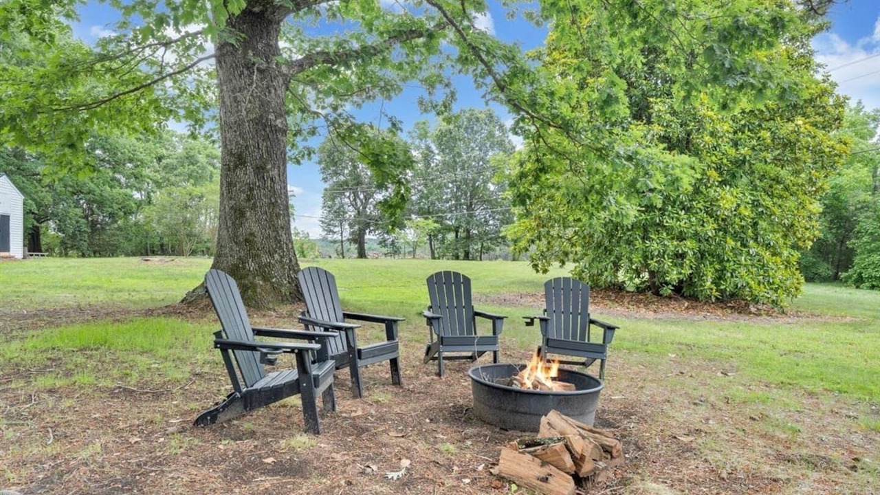 Photo of Outdoor in Blairs
