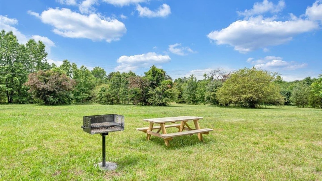 Photo of Outdoor in Blairs