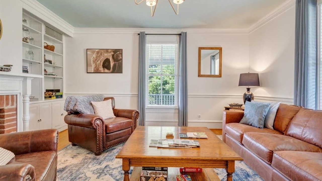 Photo of Livingroom in Blairs