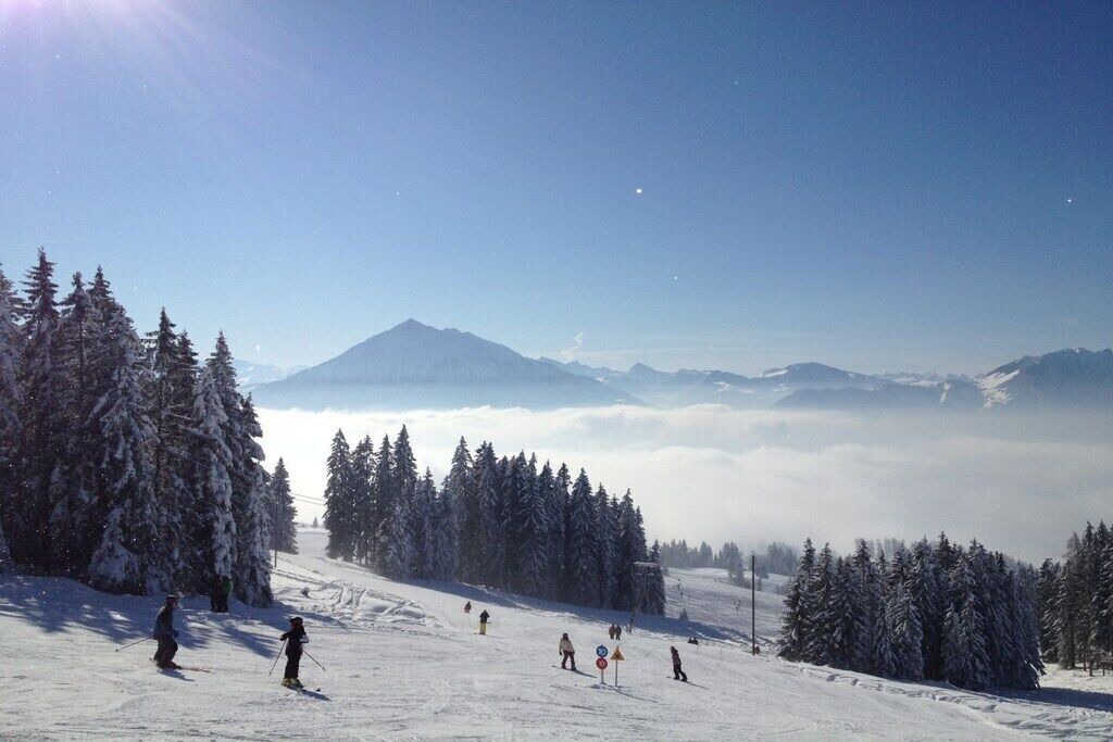 Photo of Others in Goldiwil