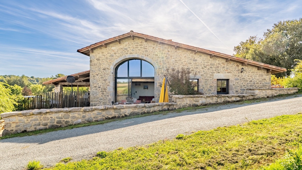 Photo of Outdoor in Chambretaud