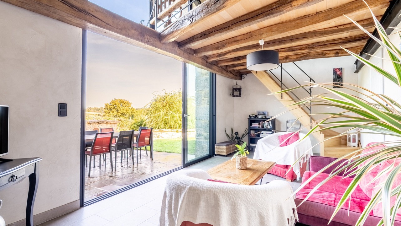 Photo of Livingroom in Chambretaud