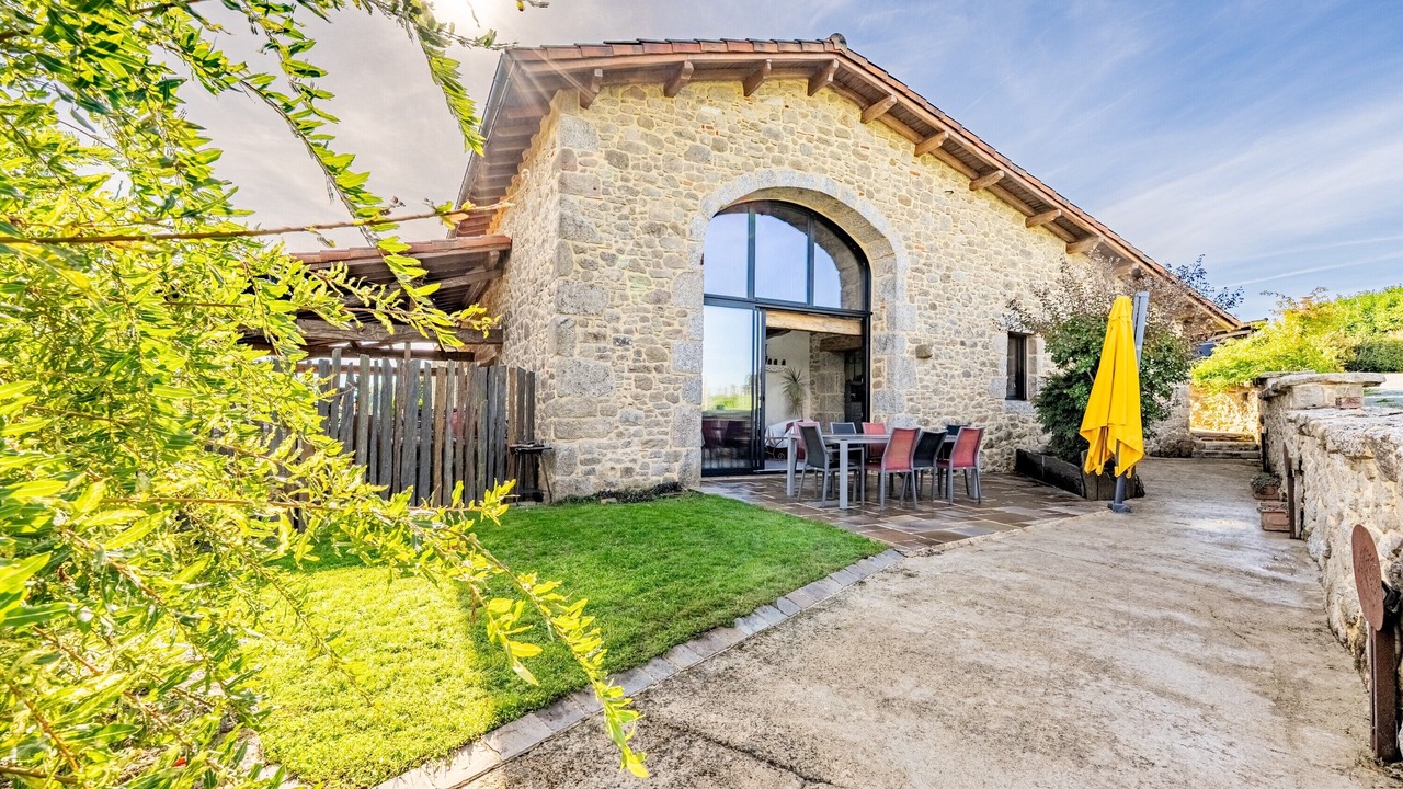 Photo of Outdoor in Chambretaud