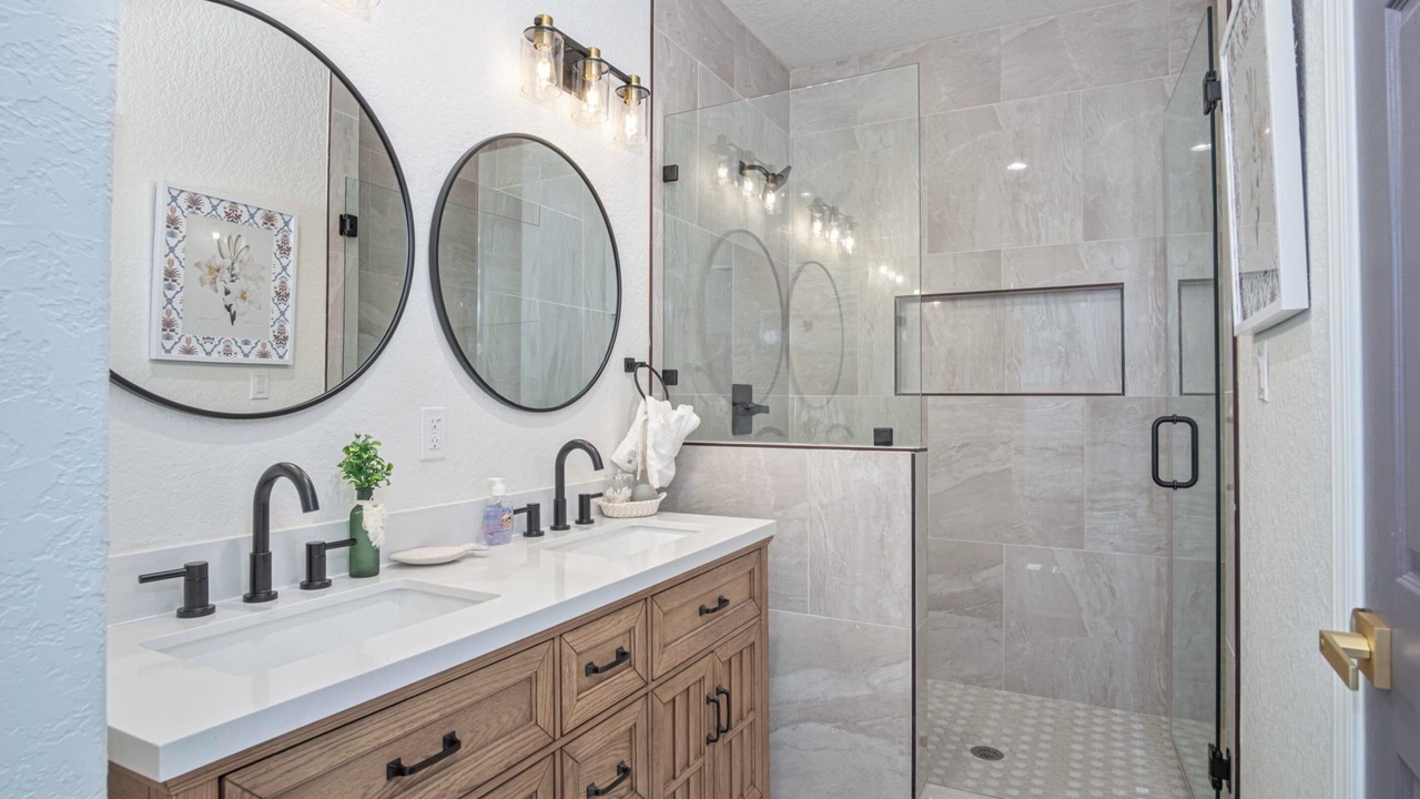 Photo of Bathroom in Arena District
