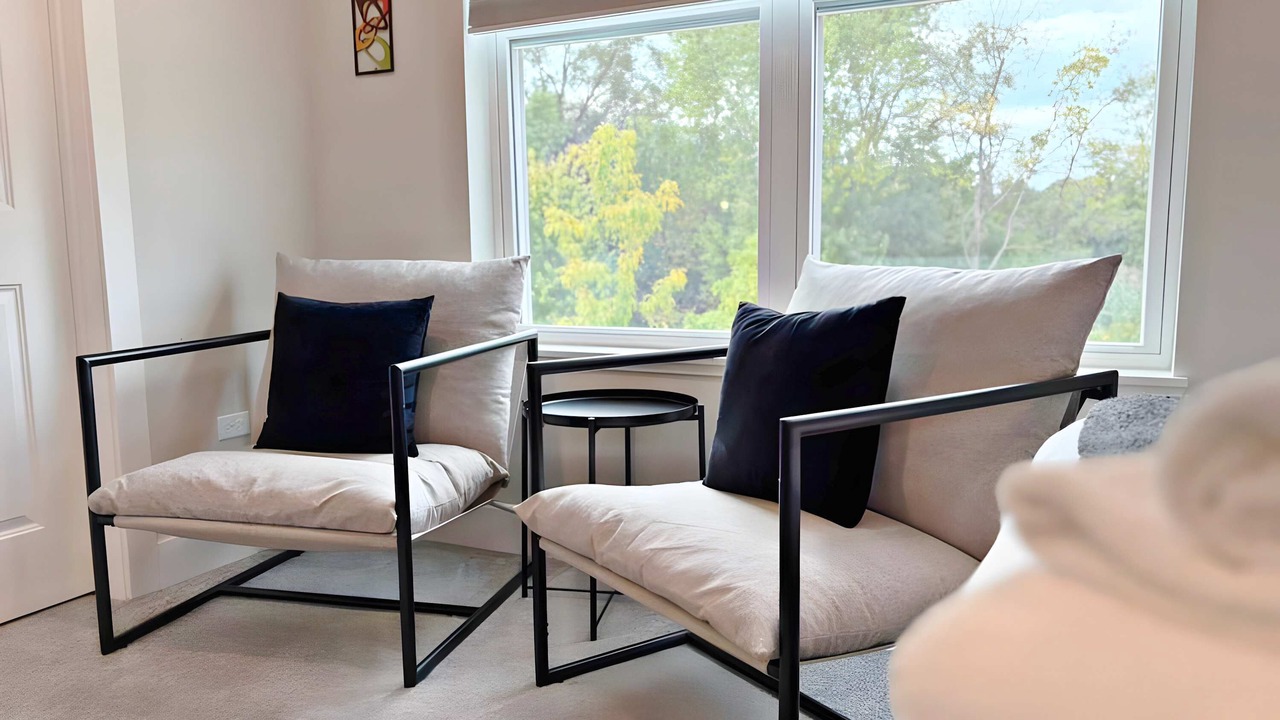 Photo of Livingroom in Warrenville