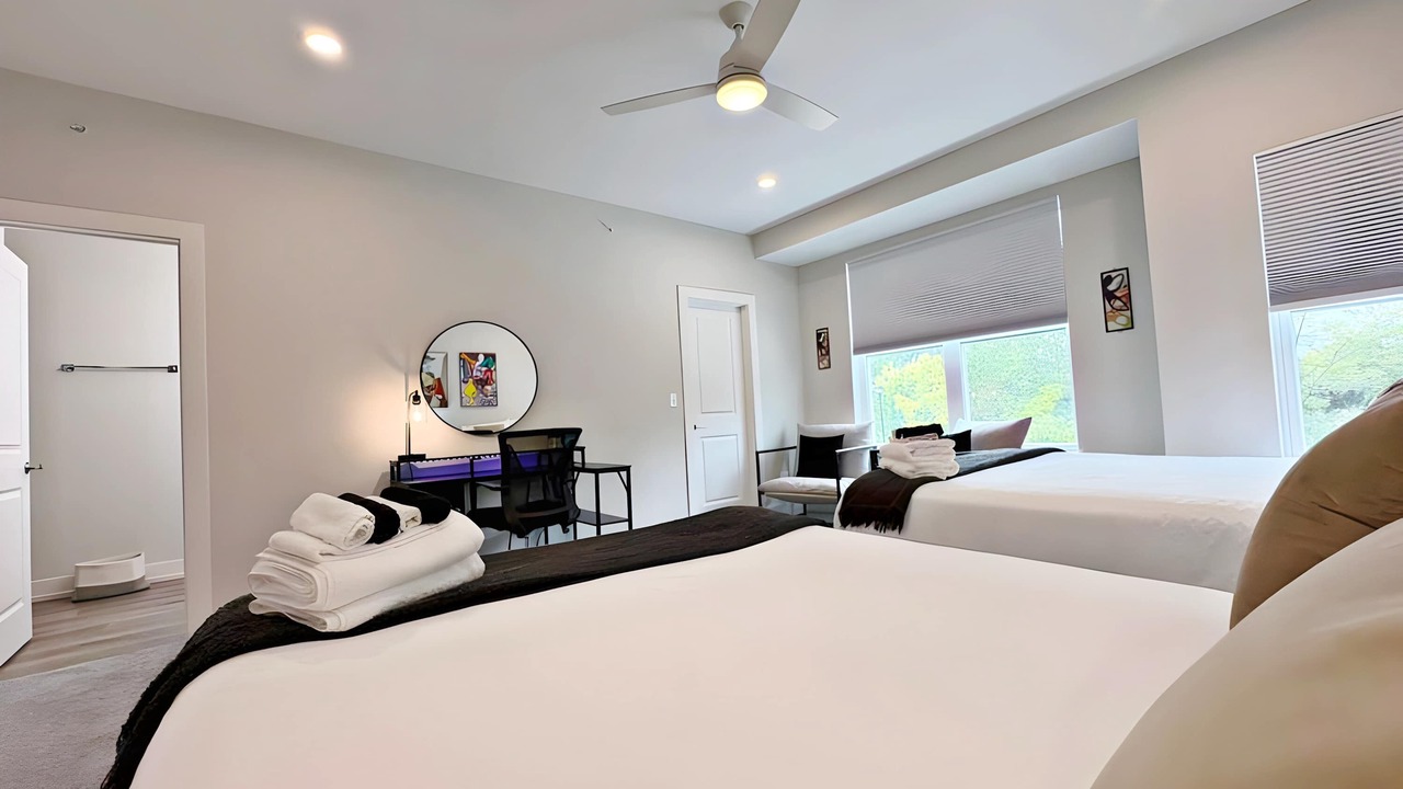 Photo of Bedroom in Warrenville