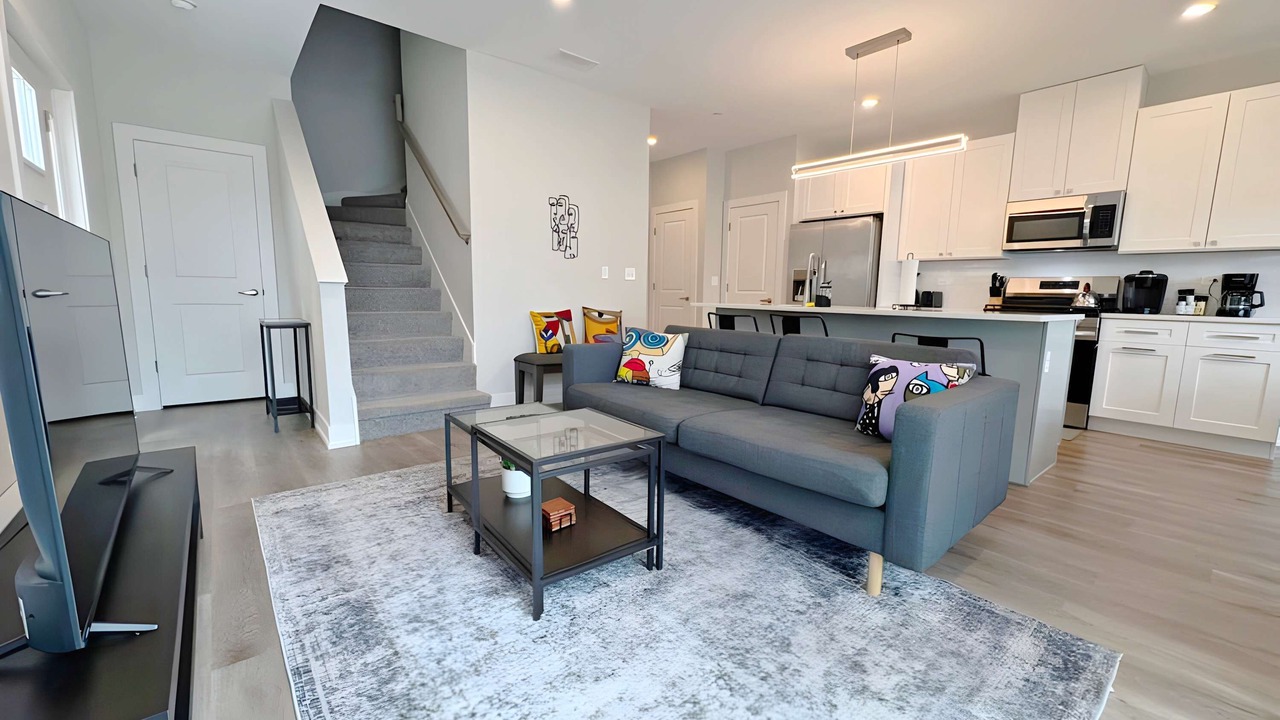 Photo of Livingroom in Warrenville