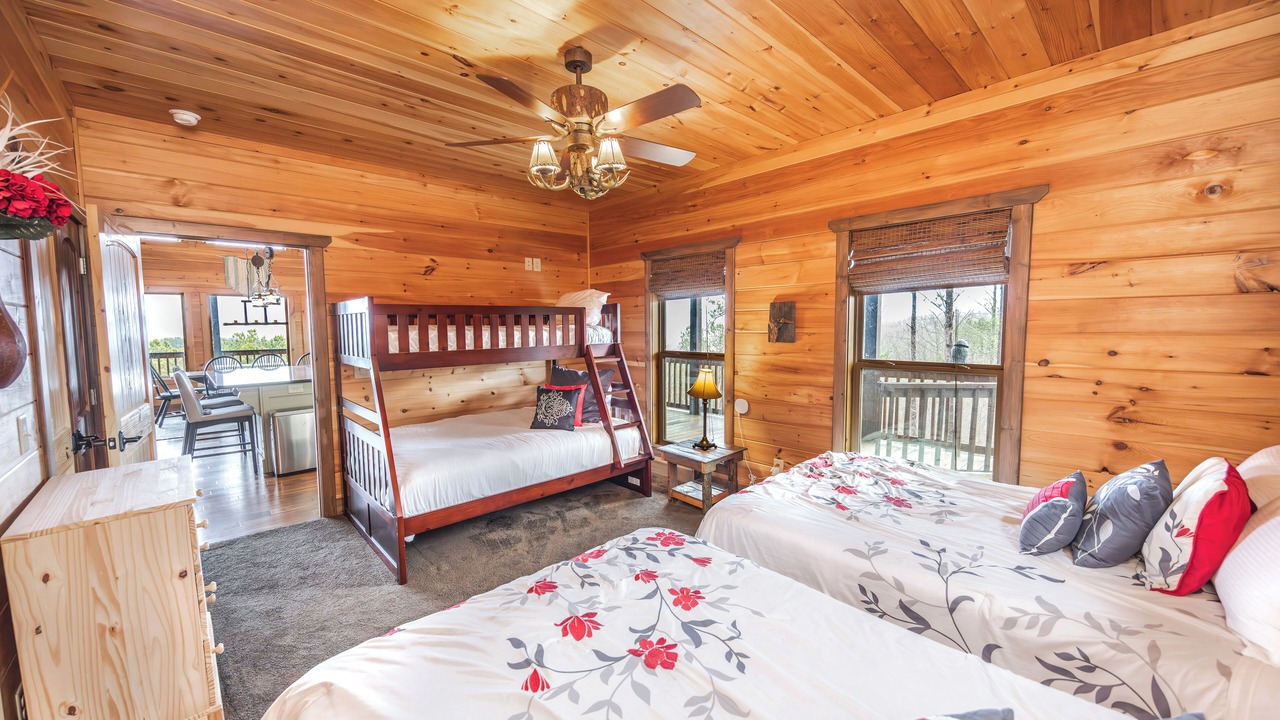Photo of Bedroom in Blairsville
