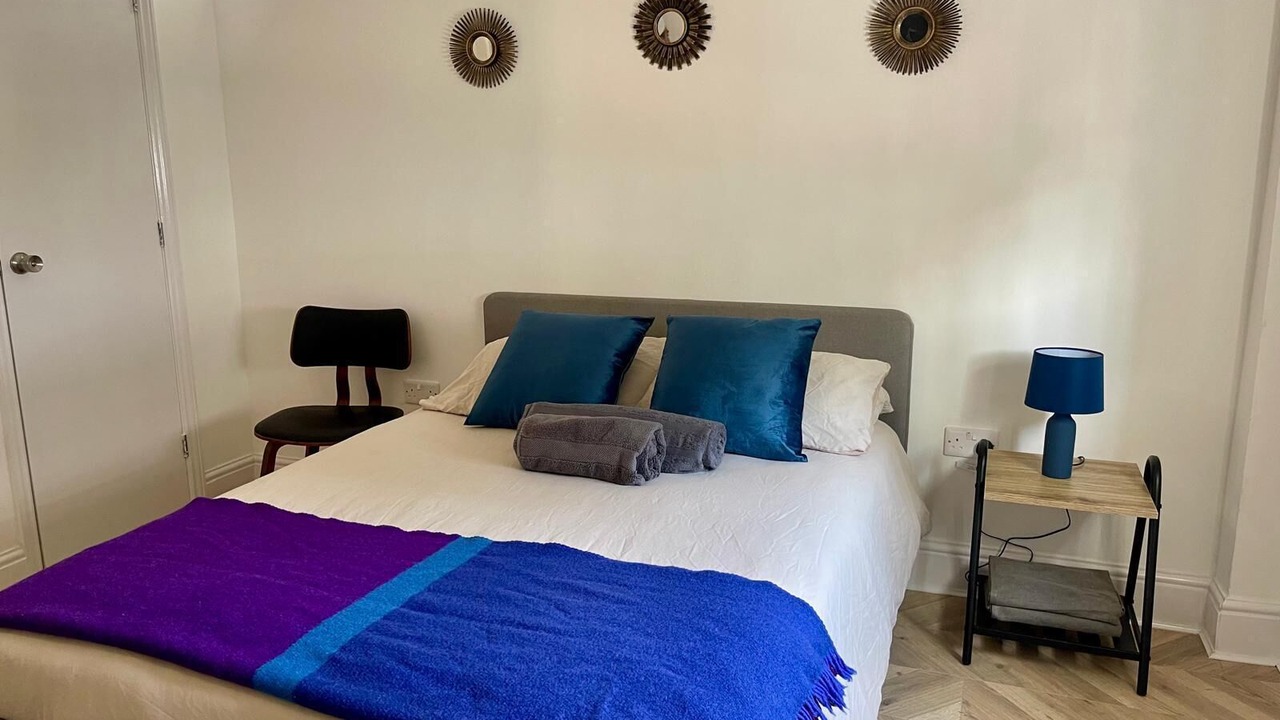 Photo of Others in Hackney Downs