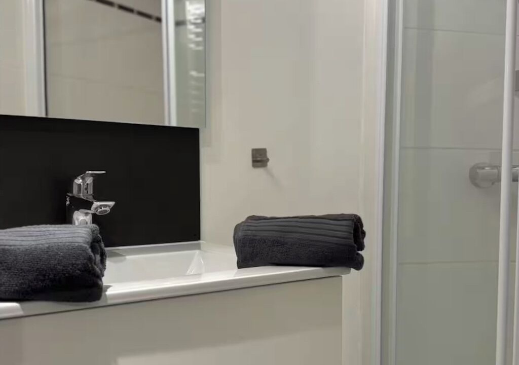 Photo of Bathroom in Terreaux - Bat d'argent