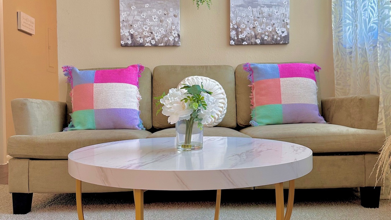 Photo of Livingroom in Legacy Park