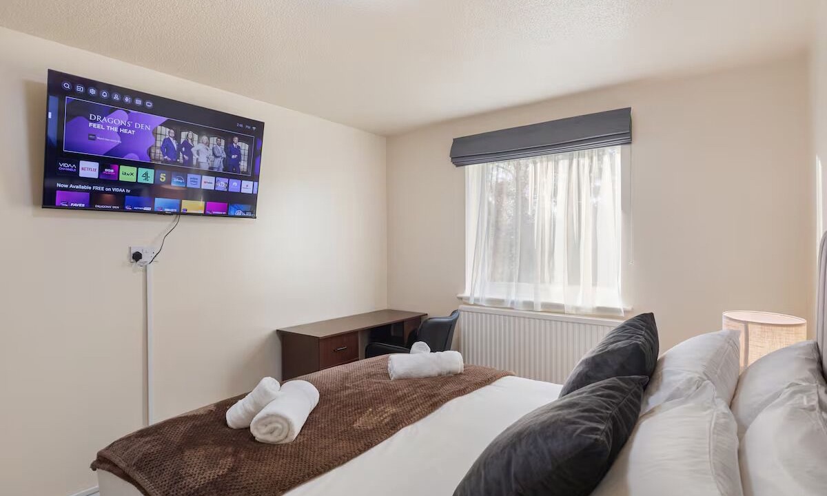 Photo of Bedroom in Dudden Hill