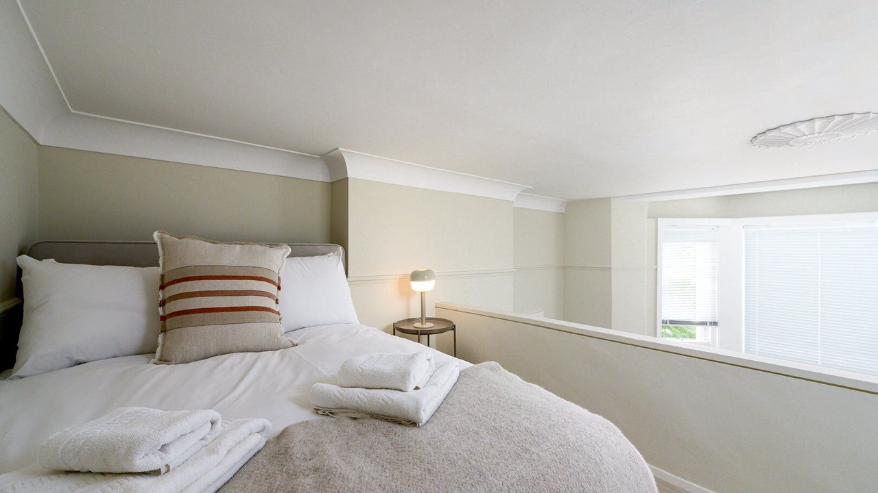 Photo of Bedroom in Chiswick Riverside