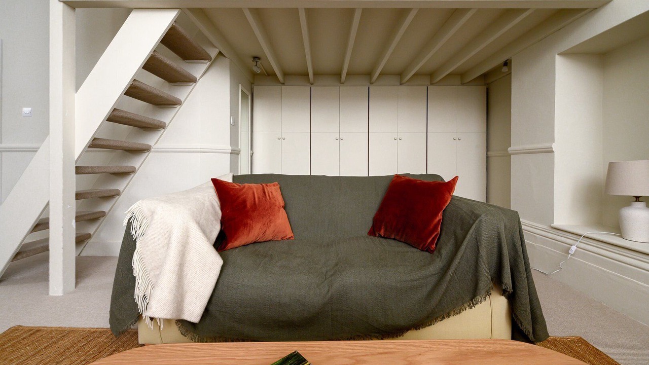 Photo of Others in Chiswick Riverside