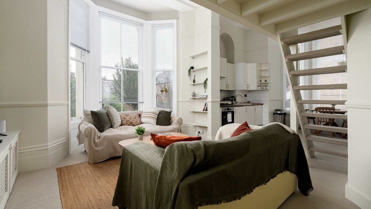 Photo of Others in Chiswick Riverside