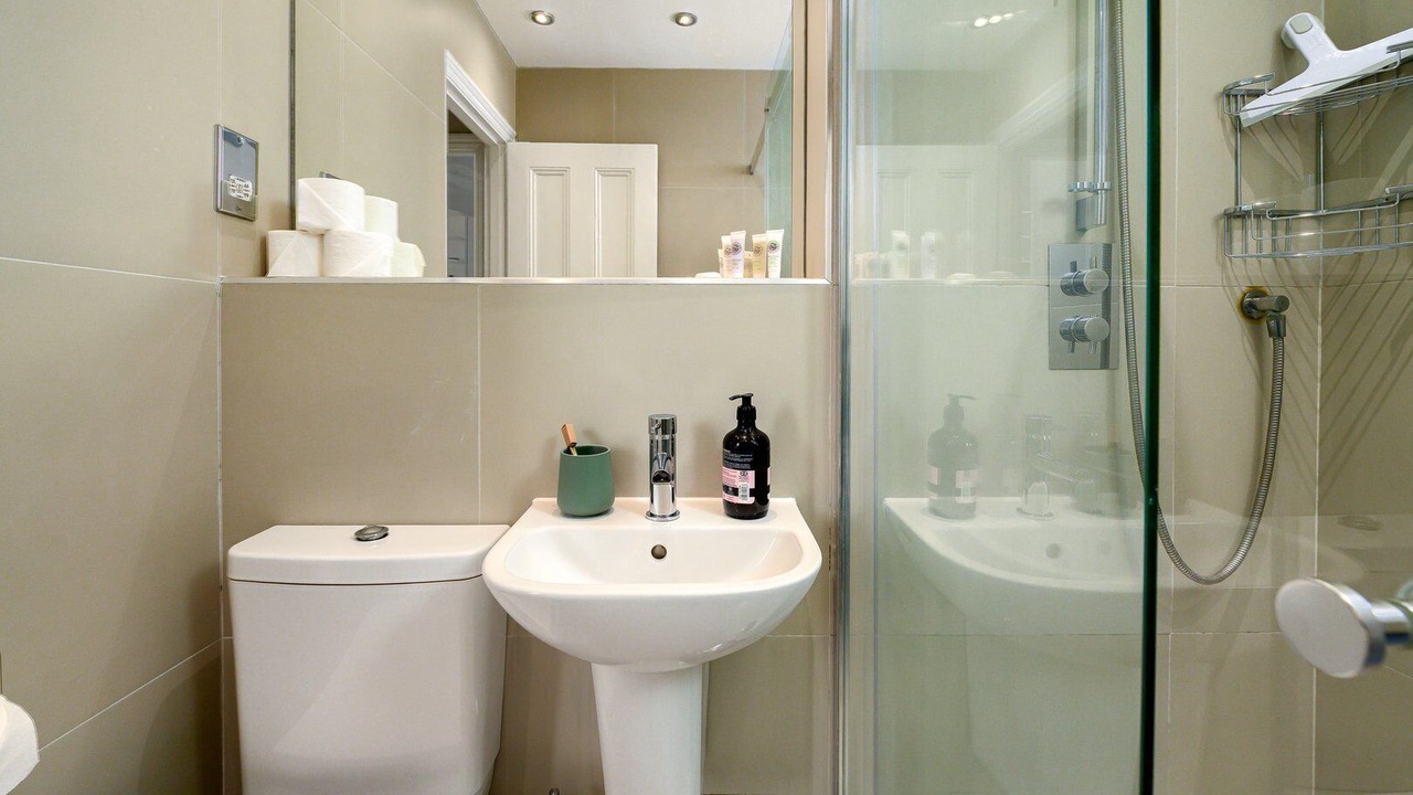 Photo of Bathroom in Chiswick Riverside