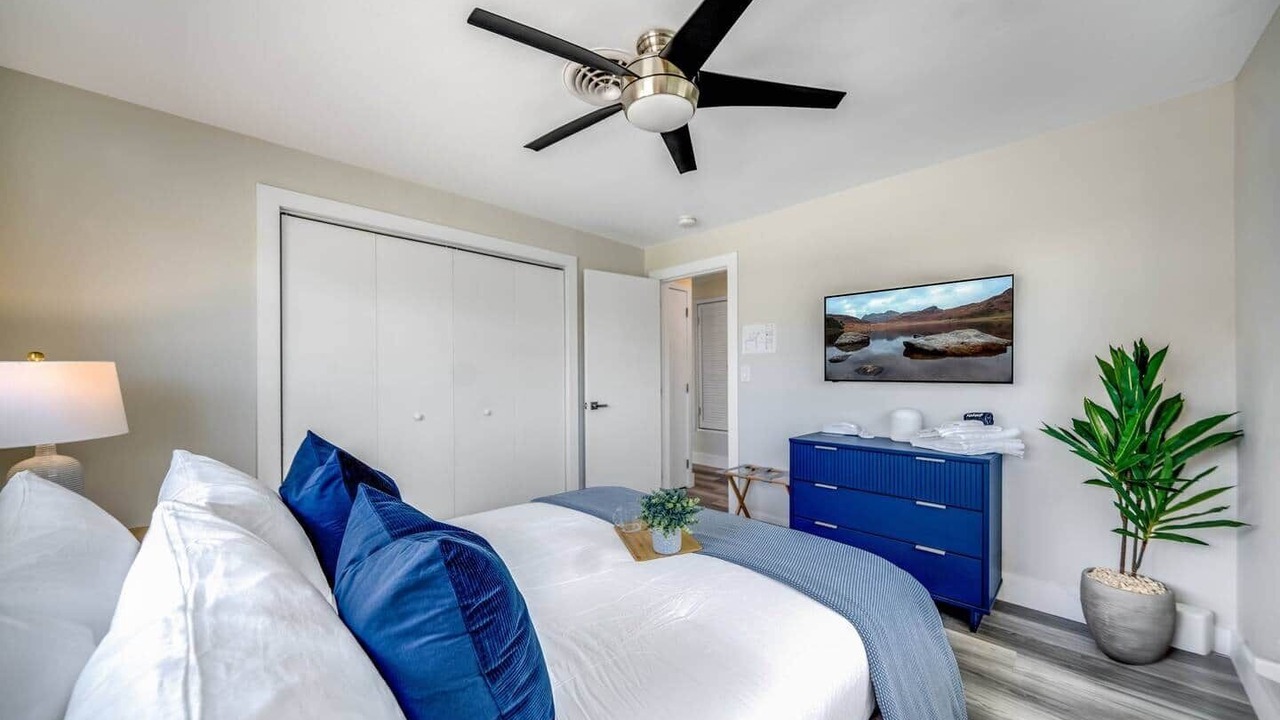 Photo of Bedroom in Garden Isles